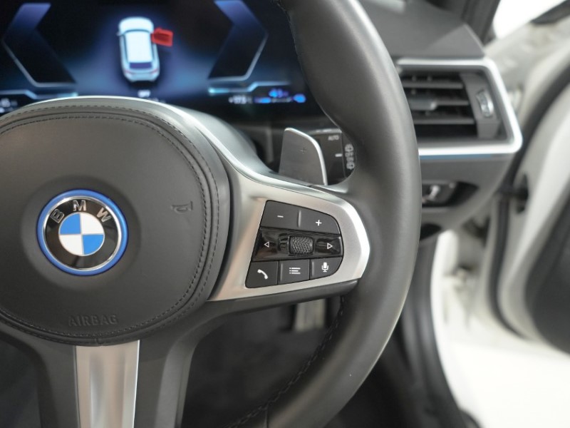 2022 (22) BMW 3 SERIES 330e xDrive M Sport 5dr Step Auto 5671930