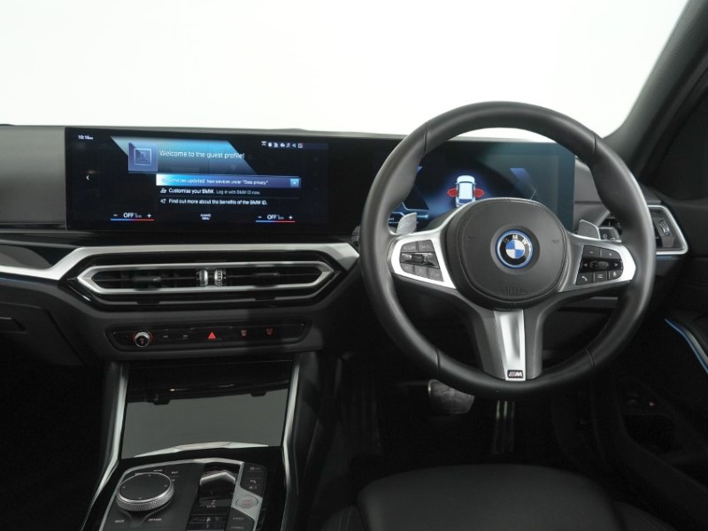 2022 (22) BMW 3 SERIES 330e xDrive M Sport 5dr Step Auto 5671906