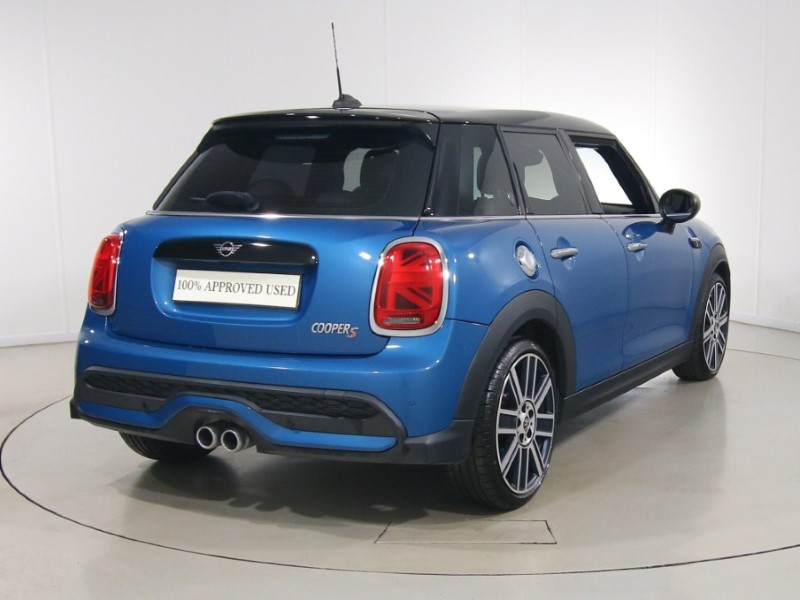 2021 (21) MINI HATCHBACK 2.0 Cooper S Exclusive 5dr Auto 5669557