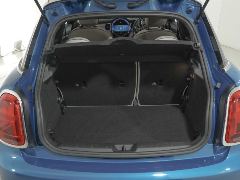 2021 (21) MINI HATCHBACK 2.0 Cooper S Exclusive 5dr Auto 5669561