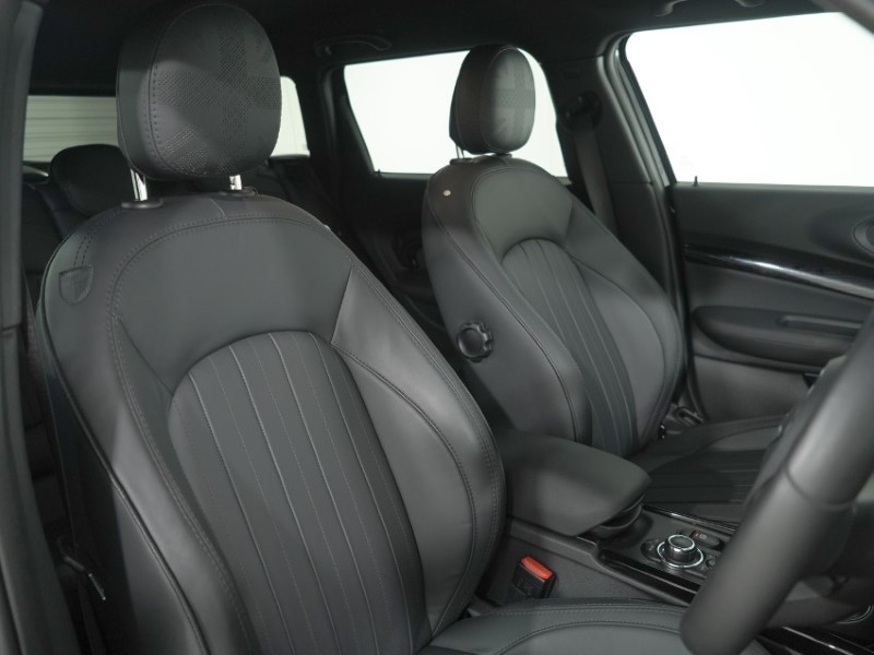 2024 (24) MINI CLUBMAN 1.5 Cooper Exclusive Premium 6dr Auto 5675067