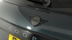 2025 (75) MINI COOPER 1.5 C Sport 3dr Auto 5691589
