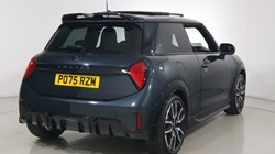 2025 (75) MINI COOPER 1.5 C Sport 3dr Auto 5691656