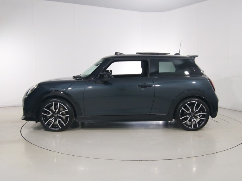 2025 (75) MINI COOPER 1.5 C Sport 3dr Auto 5691653