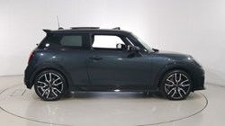 2025 (75) MINI COOPER 1.5 C Sport 3dr Auto 5691657