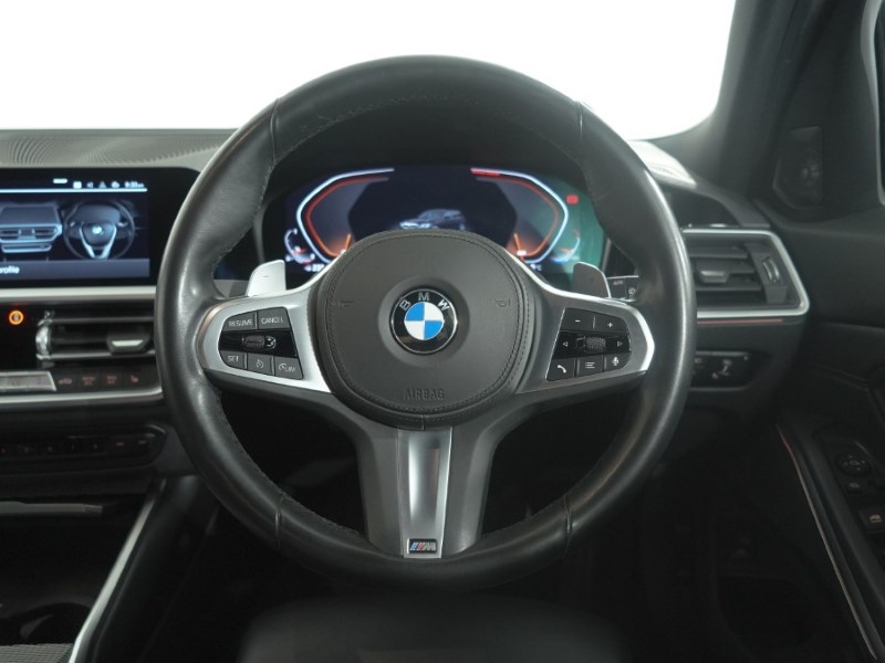 2020 (20) BMW 3 SERIES 330i M Sport 5dr Step Auto 5700118