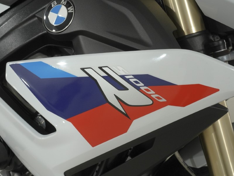 2022 (71) BMW Motorrad S1000 R Sport with M Pack (21MY) 5685372
