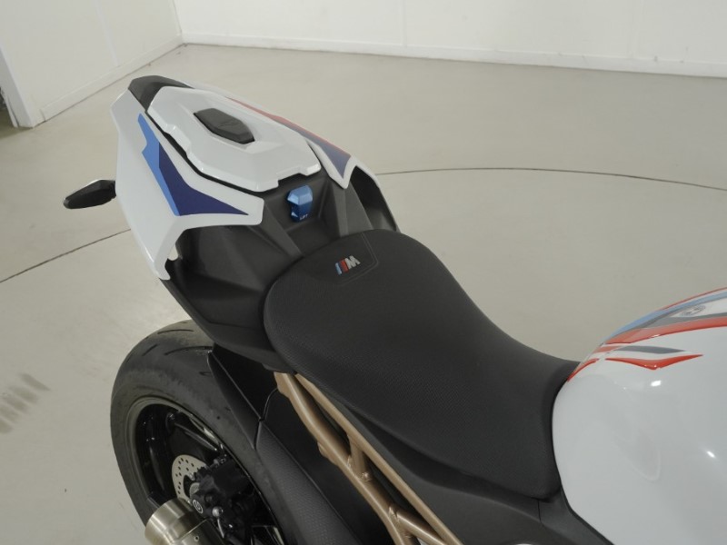 2022 (71) BMW Motorrad S1000 R Sport with M Pack (21MY) 5685379