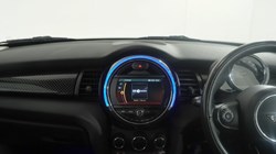 2019 (19) MINI HATCHBACK 2.0 Cooper S Classic II 5dr 5697594