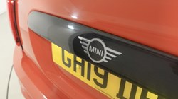2019 (19) MINI HATCHBACK 2.0 Cooper S Classic II 5dr 5697585