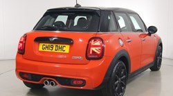 2019 (19) MINI HATCHBACK 2.0 Cooper S Classic II 5dr 5697647