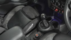 2019 (19) MINI HATCHBACK 2.0 Cooper S Classic II 5dr 5697610