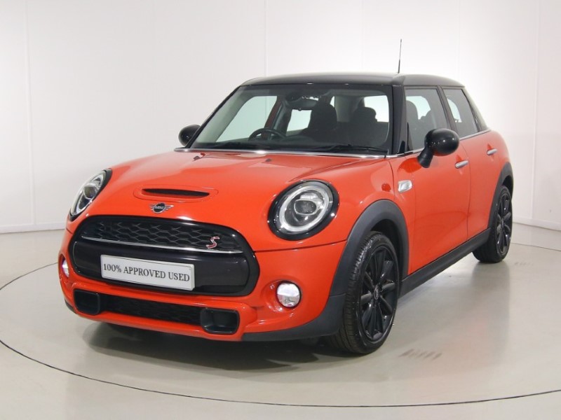 2019 (19) MINI HATCHBACK 2.0 Cooper S Classic II 5dr 5697643