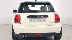 2020 (20) MINI HATCHBACK 1.5 Cooper Classic II 3dr Auto 5701028