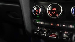2020 (20) MINI HATCHBACK 1.5 Cooper Classic II 3dr Auto 5701004