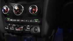 2020 (20) MINI HATCHBACK 1.5 Cooper Classic II 3dr Auto 5701003
