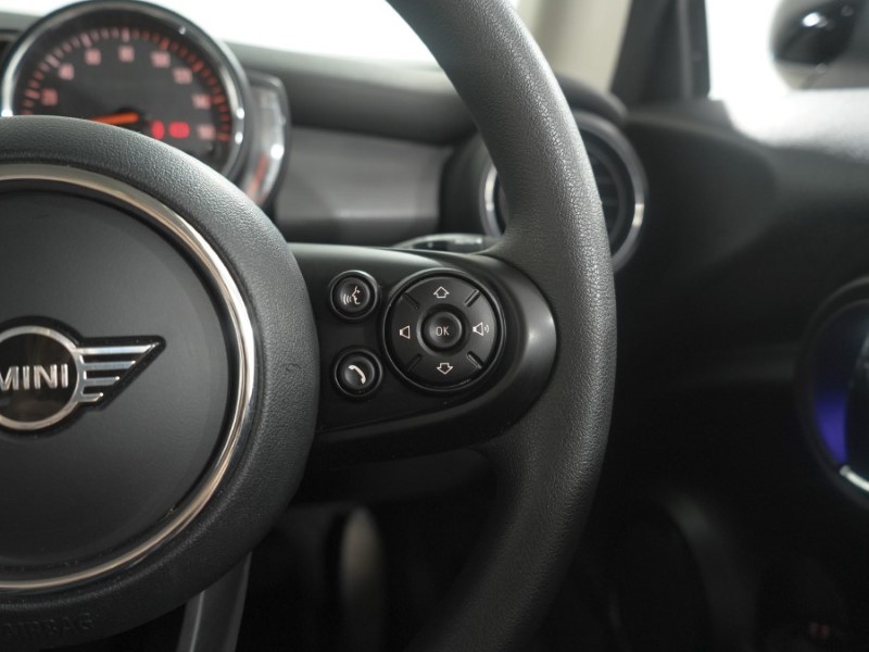 2020 (20) MINI HATCHBACK 1.5 Cooper Classic II 3dr Auto 5701015