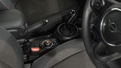 2020 (20) MINI HATCHBACK 1.5 Cooper Classic II 3dr Auto 5701001