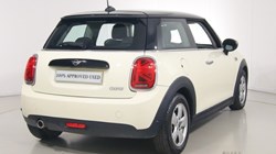 2020 (20) MINI HATCHBACK 1.5 Cooper Classic II 3dr Auto 5701029