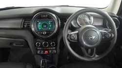 2020 (20) MINI HATCHBACK 1.5 Cooper Classic II 3dr Auto 5700988