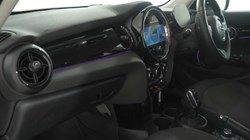 2024 (24) MINI HATCHBACK 1.5 Cooper Classic Premium 5dr Auto 5697749