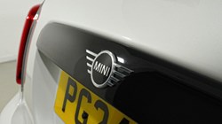 2024 (24) MINI HATCHBACK 1.5 Cooper Classic Premium 5dr Auto 5697758