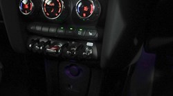 2024 (24) MINI HATCHBACK 1.5 Cooper Classic Premium 5dr Auto 5697774