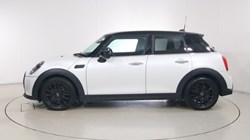2024 (24) MINI HATCHBACK 1.5 Cooper Classic Premium 5dr Auto 5697791