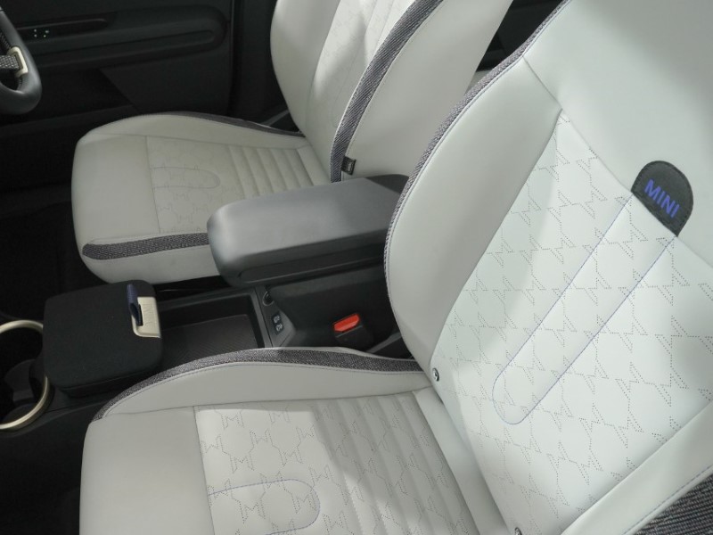 2024 (74) MINI COUNTRYMAN 1.5 C Classic 5dr Auto 5762928