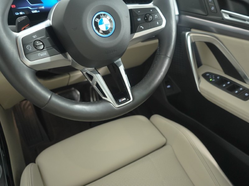 2025 (25) BMW iX2 150kW eDrive20 M Sport 65kWh 5dr Auto 5724209