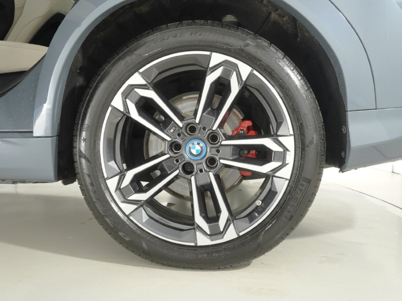 2025 (25) BMW iX2 150kW eDrive20 M Sport 65kWh 5dr Auto 5724196
