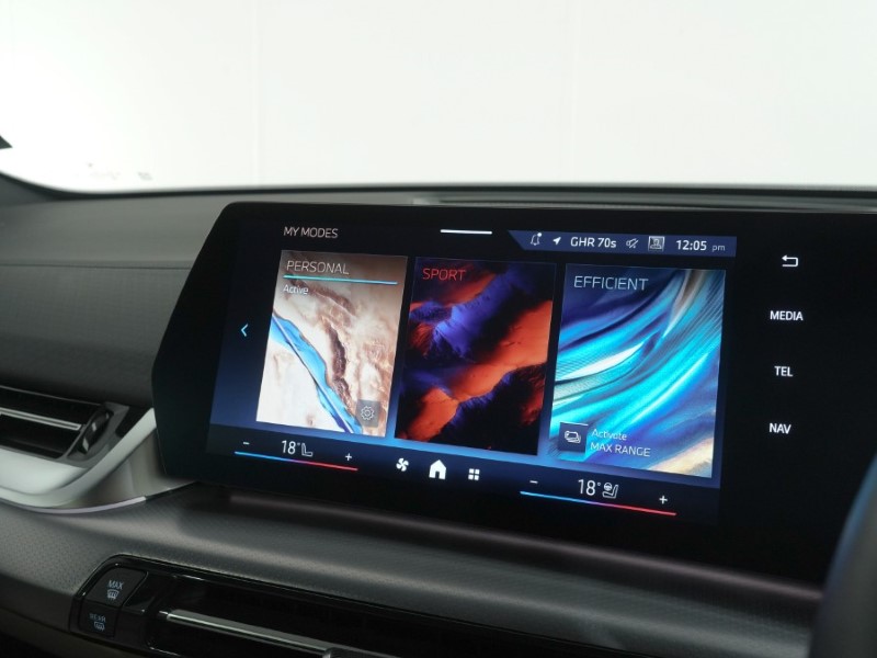 2025 (25) BMW iX2 150kW eDrive20 M Sport 65kWh 5dr Auto 5724235