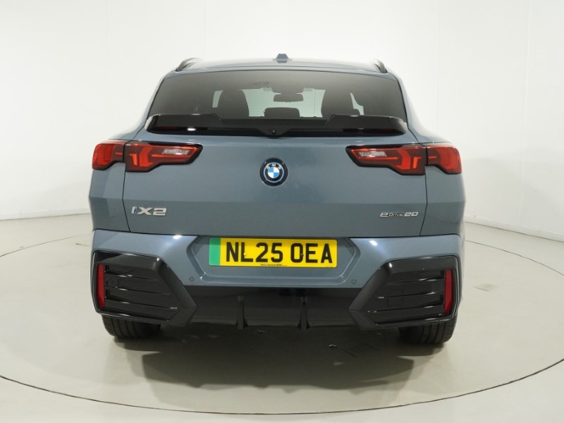 2025 (25) BMW iX2 150kW eDrive20 M Sport 65kWh 5dr Auto 5724247