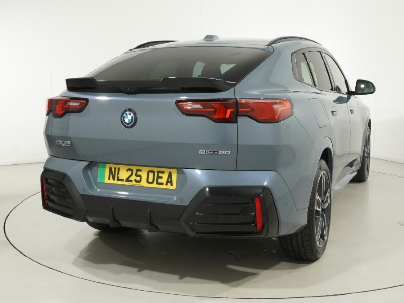 2025 (25) BMW iX2 150kW eDrive20 M Sport 65kWh 5dr Auto 5724248