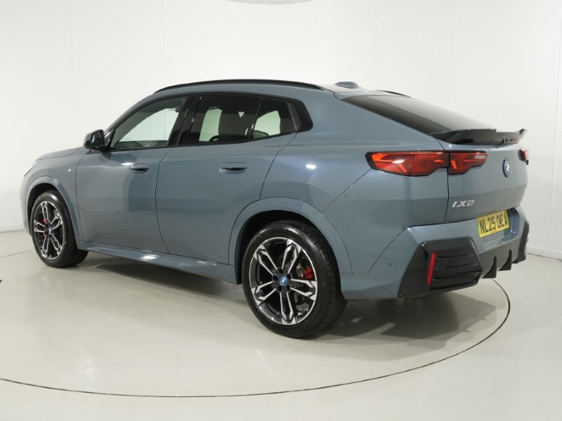 2025 (25) BMW iX2 150kW eDrive20 M Sport 65kWh 5dr Auto 1