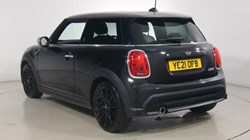 2021 (21) MINI HATCHBACK 1.5 Cooper Exclusive 3dr Auto 5716708