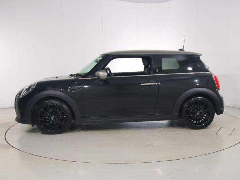 2021 (21) MINI HATCHBACK 1.5 Cooper Exclusive 3dr Auto 5716707