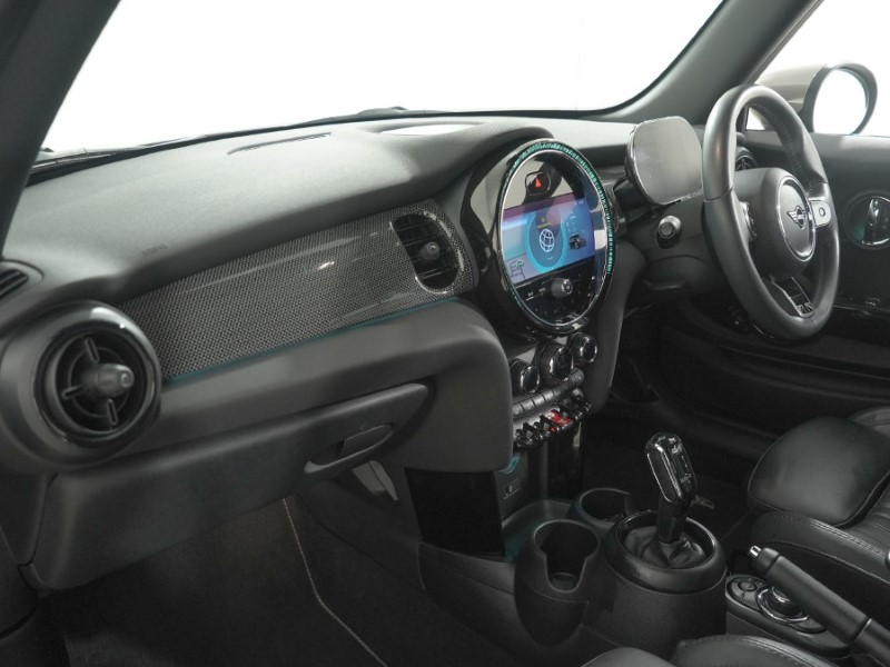 2021 (21) MINI HATCHBACK 1.5 Cooper Exclusive 3dr Auto 5716657