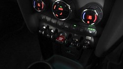 2021 (21) MINI HATCHBACK 1.5 Cooper Exclusive 3dr Auto 5716678