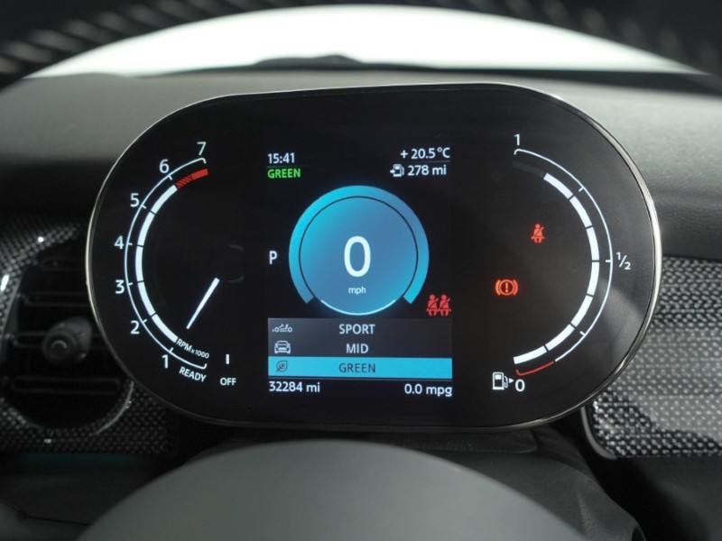 2021 (21) MINI HATCHBACK 1.5 Cooper Exclusive 3dr Auto 5716694