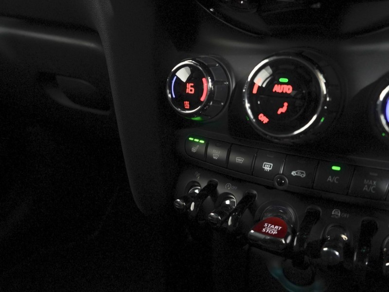 2021 (21) MINI HATCHBACK 1.5 Cooper Exclusive 3dr Auto 5716690