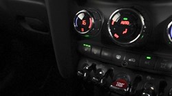 2021 (21) MINI HATCHBACK 1.5 Cooper Exclusive 3dr Auto 5716690