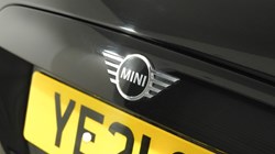 2021 (21) MINI HATCHBACK 1.5 Cooper Exclusive 3dr Auto 5716654