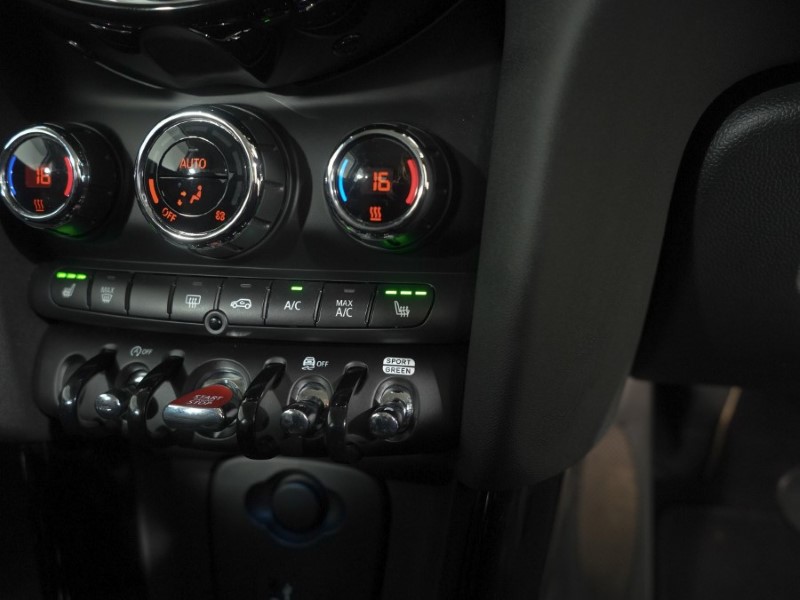 2023 (23) MINI HATCHBACK 1.5 Cooper Classic 3dr Auto 5734644