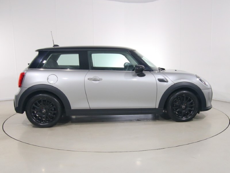2023 (23) MINI HATCHBACK 1.5 Cooper Classic 3dr Auto 5734672