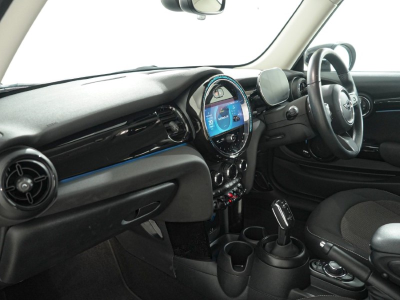 2023 (23) MINI HATCHBACK 1.5 Cooper Classic 3dr Auto 5734622