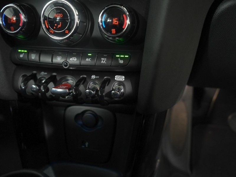 2023 (23) MINI HATCHBACK 1.5 Cooper Classic 3dr Auto 5734645
