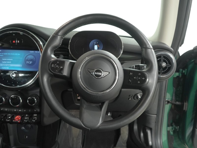 2022 (72) MINI HATCHBACK 1.5 Cooper Classic 3dr Auto 5734573
