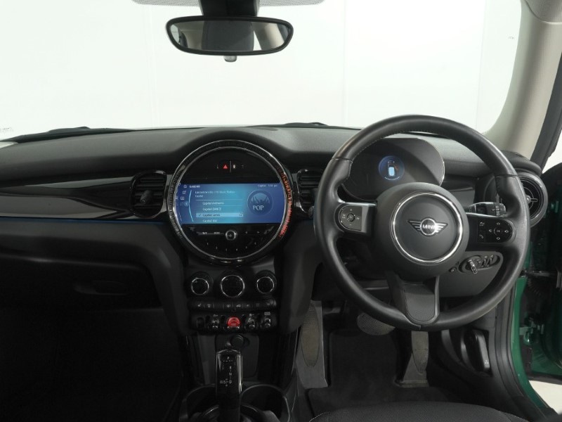 2022 (72) MINI HATCHBACK 1.5 Cooper Classic 3dr Auto 5734571
