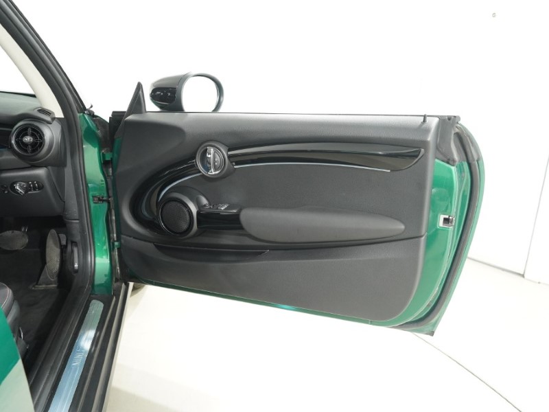2022 (72) MINI HATCHBACK 1.5 Cooper Classic 3dr Auto 5734609
